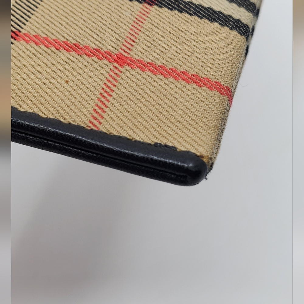 Burberry Check Clutch - Picture 6 of 9